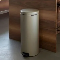 Brabantia Treteimer NewIcon Metallic Gold 30L Nachhaltiger Mülleimer Abfallsammler -Haushalt & Küche Geschäft 497528171
