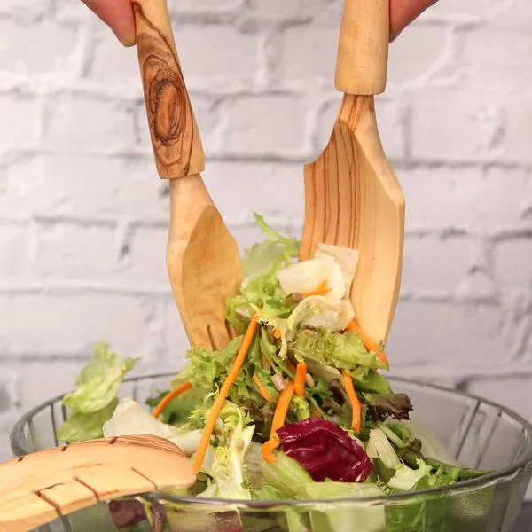 Lantelme Olivenholz Salatbesteck Set 3 Teilig Salatlöffel Salatgabel Holz Hochwertig 30cm 2 Lantelme Olivenholz Salatbesteck Set 3 Teilig Salatlöffel Salatgabel Holz Hochwertig 30cm – Bild 2
