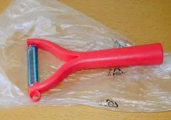 Tupperware® * * Universalschäler * * Schäler Für Obst Und Gemüse - ROT